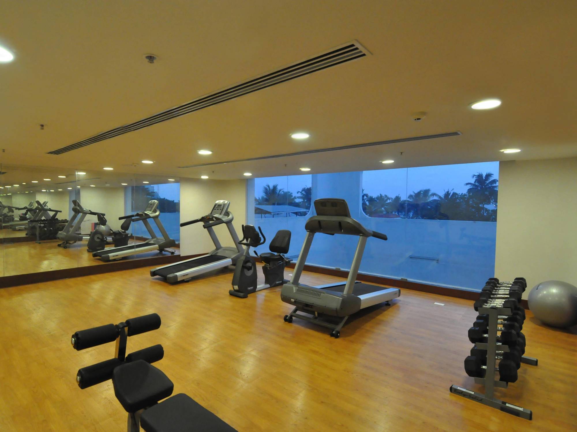 Keys Select By Lemon Tree Hotels, Kochi Exterior photo