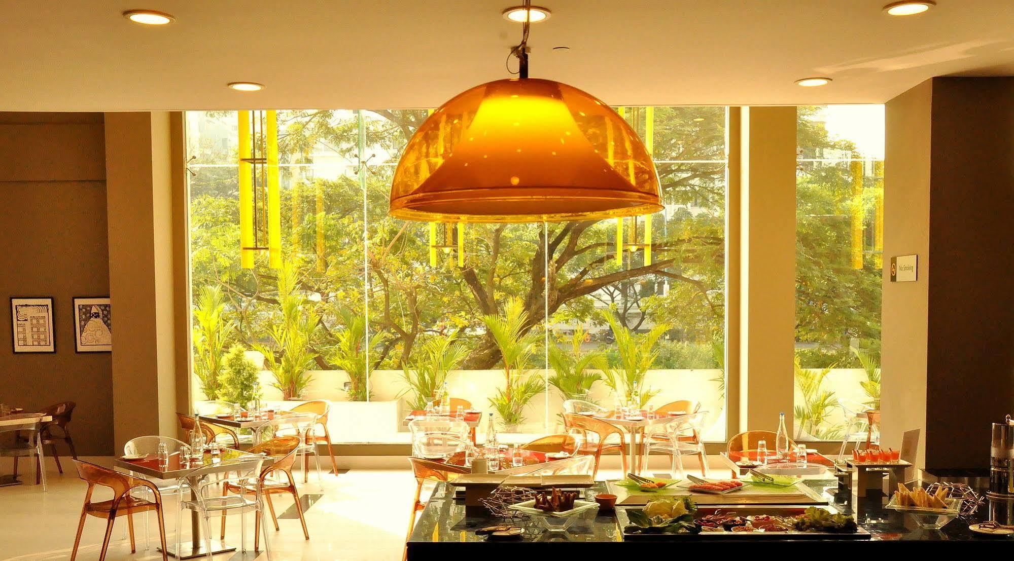 Keys Select By Lemon Tree Hotels, Kochi Exterior photo