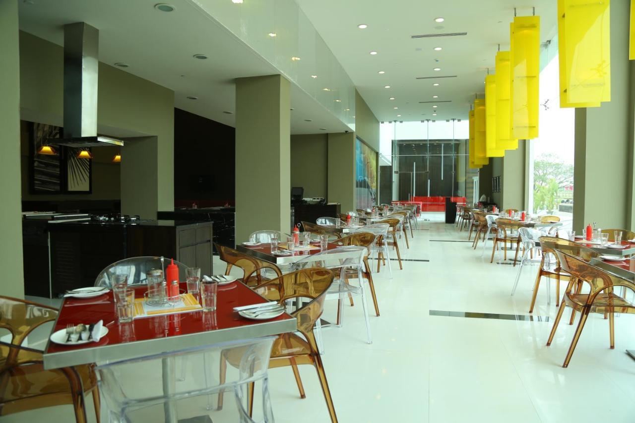 Keys Select By Lemon Tree Hotels, Kochi Exterior photo