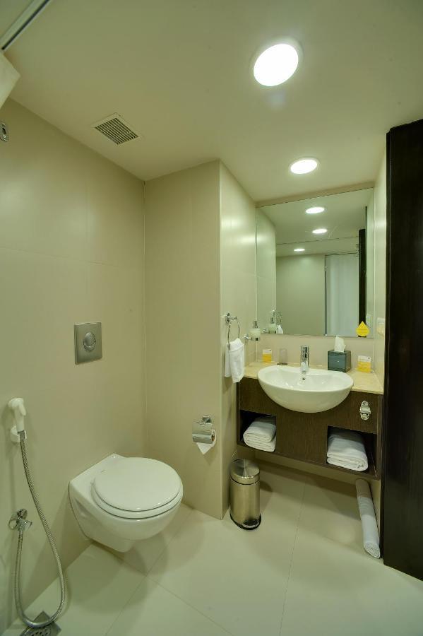 Keys Select By Lemon Tree Hotels, Kochi Exterior photo